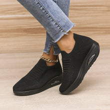 Load image into Gallery viewer, Women&#39;s low top fly woven casual sneakers
